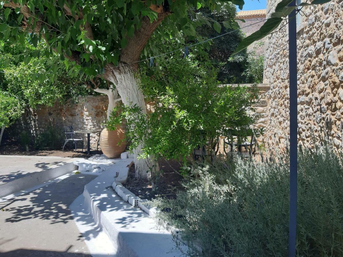 Villa Avli Kardamyli Exterior photo
